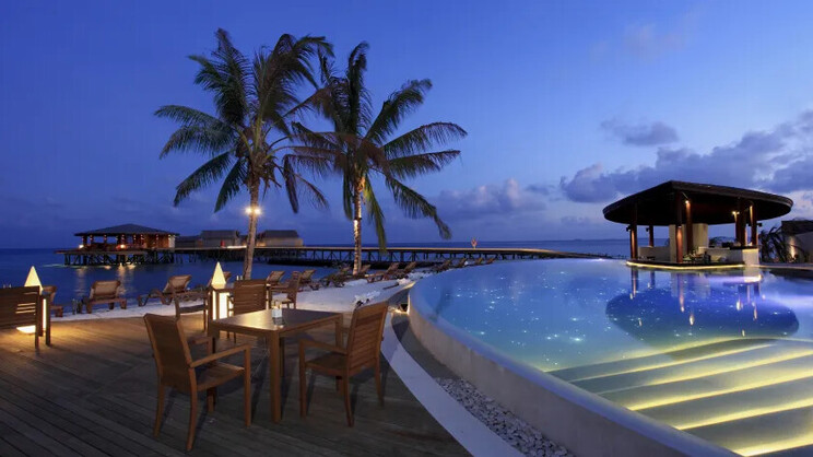 Centara Ras Fushi Resort & Spa Maldives